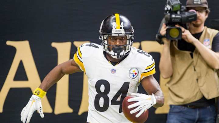 Former Steelers WR Antonio Brown in Police Standoff Over Warrant