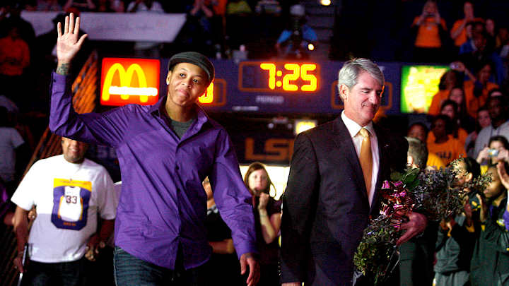 Seimone Augustus Statue To Be Unveiled Seimone Augustus Statue To Be Unveiled