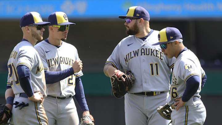 Dodgers Rumors: MLB Insider Thinks LA Could Trade for Infielder From Brewers