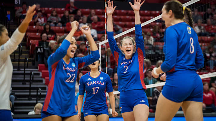 Langs, Elnady lead Kansas Volleyball to sweep of Miami in the NCAA Tournament