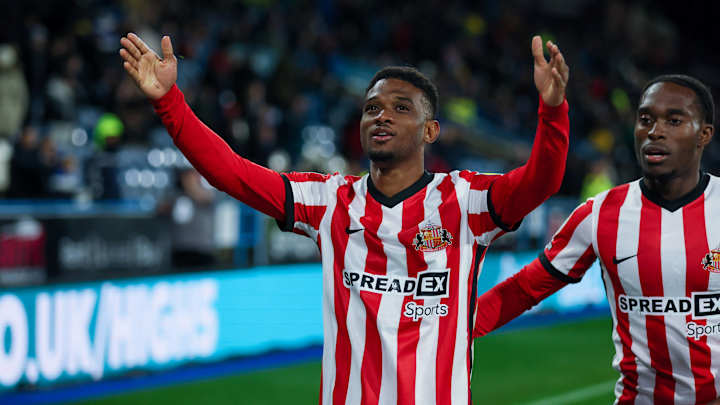 Tony Mowbray calms fears over Man Utd recalling Amad Diallo early Tony Mowbray calms fears over Man Utd recalling Amad Diallo early