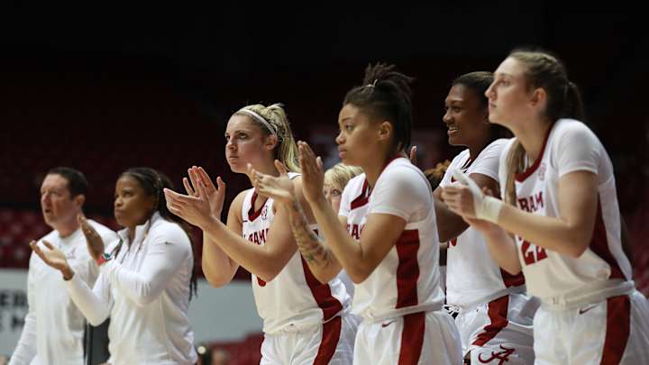 Alabama WBB Forced to Play Different, but Still Beats Chattanooga Alabama WBB Forced to Play Different, but Still Beats Chattanooga