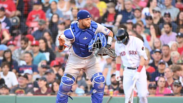 Guardians Sign Free Agent Catcher Meibrys Viloria Guardians Sign Free Agent Catcher Meibrys Viloria