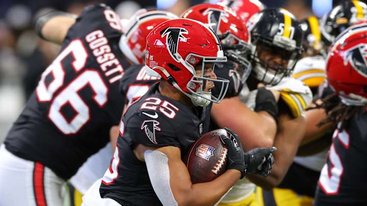 NFL Power Rankings: Falcons Fall Further After Steelers Loss?