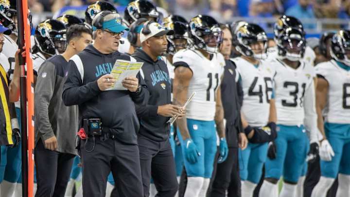 Lions 40, Jaguars 14: Jaguars' Defense Dominated as Trevor Lawrence Avoids Injury Lions 40, Jaguars 14: Jaguars' Defense Dominated as Trevor Lawrence Avoids Injury