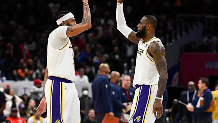 Lakers: NBA Personalities Ebullient In Praise Of Latest Eye-Popping Anthony Davis Game