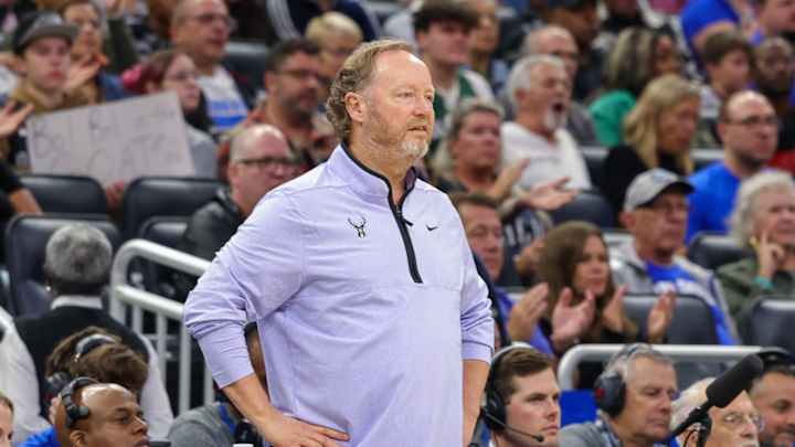 "Great job by the arena" - Coach Mike Budenholzer reacts after winning crucial coach's challenge in the Milwaukee Bucks' win over the Brooklyn Nets