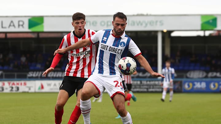 'Tidy footballer' - Tony Mowbray mulling over future of Sunderland youngster