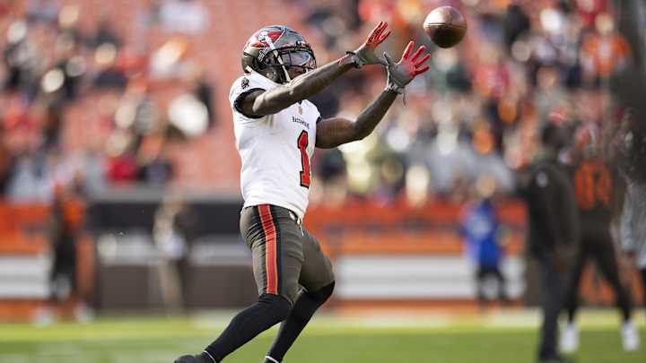 Browns Place WR Anthony Schwartz on IR, Claim WR Jaelon Darden from Waivers