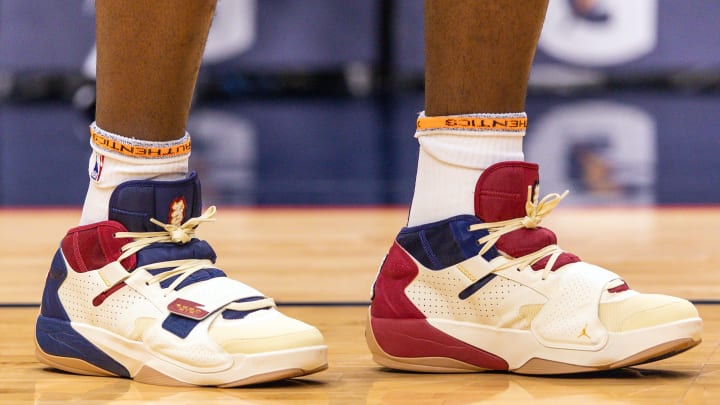 Bear hugs no match for Duke basketball product's beast mode Bear hugs no match for Duke basketball product's beast mode