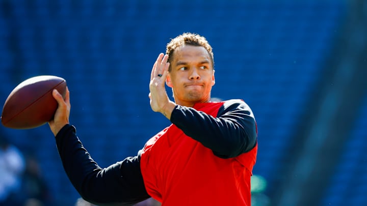 Falcons to Bench Marcus Mariota for Desmond Ridder, per Report Falcons to Bench Marcus Mariota for Desmond Ridder, per Report