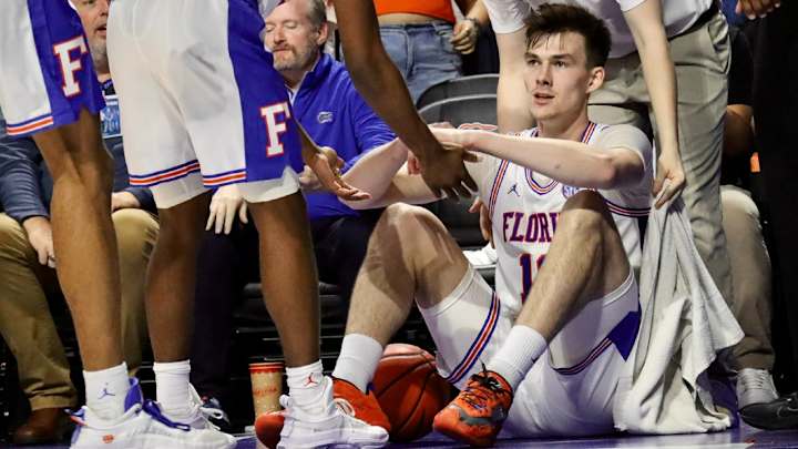 Todd Golden Discusses Colin Castleton's Injury, Impact on Gators Todd Golden Discusses Colin Castleton's Injury, Impact on Gators