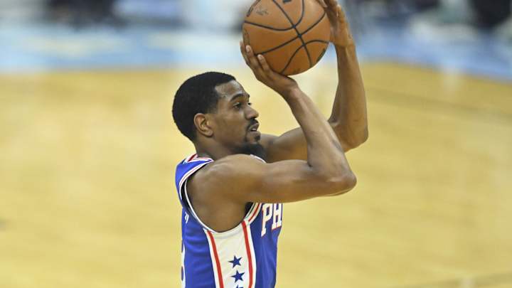 76ers’ De’Anthony Melton Avoids Injury Report vs. Lakers
