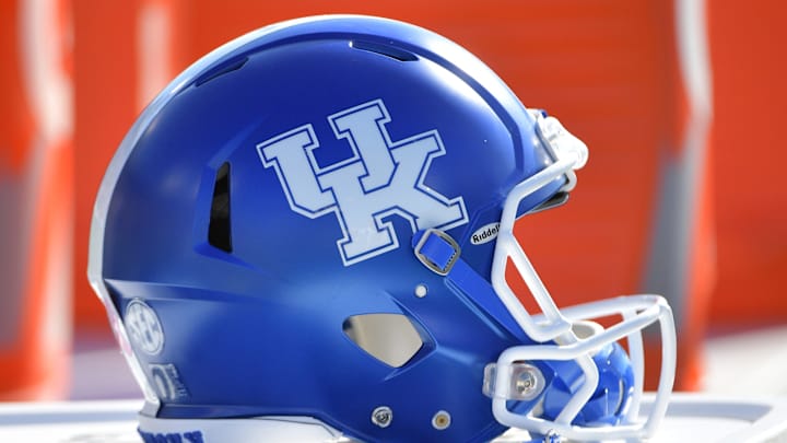 4-Star Linebacker Jayvant Brown Commits to Kentucky