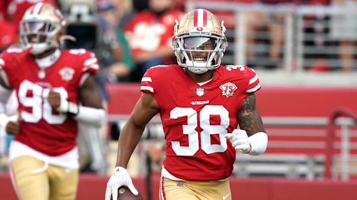 49ers CB Deommodore Lenoir is Making Major Strides in 2022
