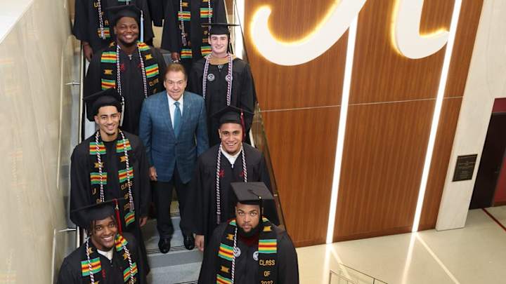 Crimson Tide Roll Call: Saturday, December 10, 2022