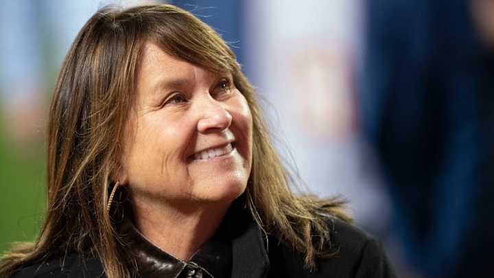 Titans Owner Says Jon Robinson Wasn’t Fired Because of Eagles Loss, per Report