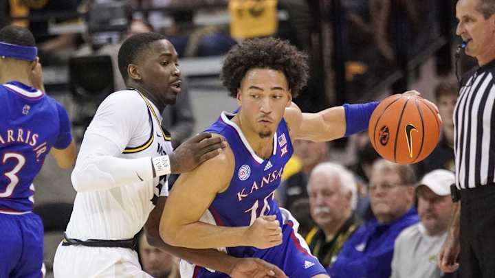 HALF: Kansas 50, Missouri 33: Tigers make it too easy
