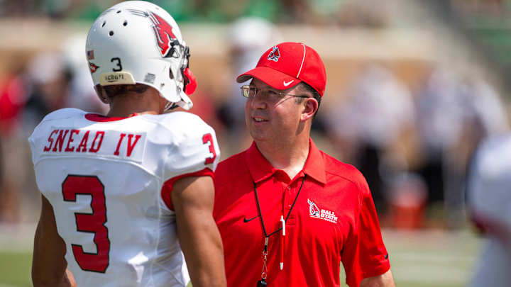 Who Could Be South Carolina's OC In The Gator Bowl?