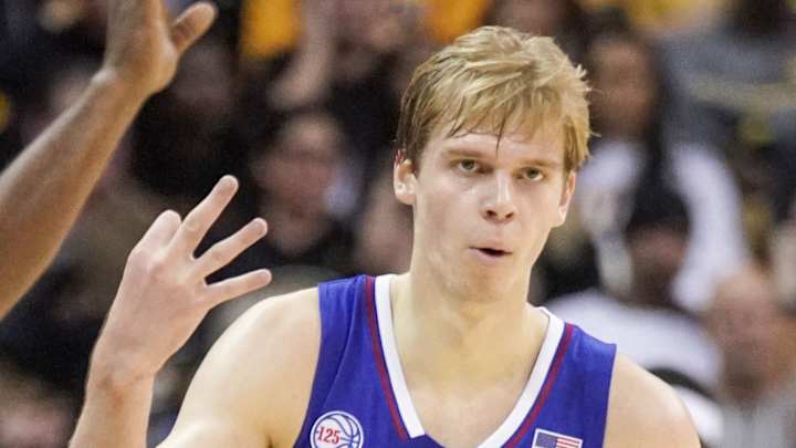 Missouri Blown Out By Kansas In Basketball Border War