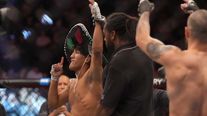Raul Rosas Jr. Wins Debut as Youngest Fighter in UFC History