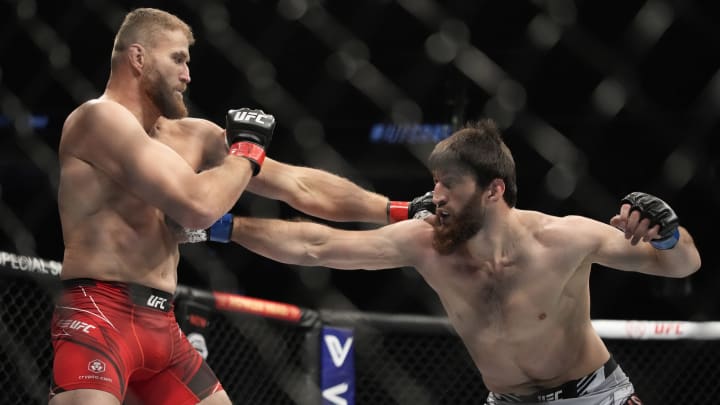 Jan Błachowicz vs. Magomed Ankalaev Split Decision Ends UFC 282 in Bitter Disappointment