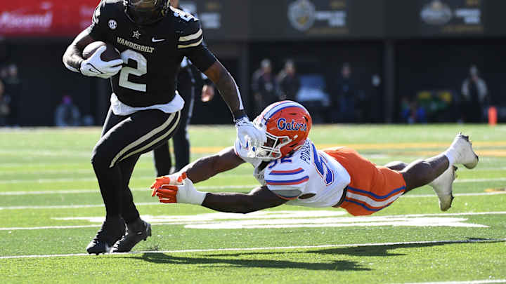 Vanderbilt Transfer Running Back Ray Davis: 'Decision Coming Soon'