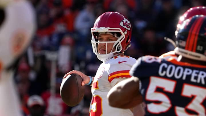 Mahomes After Three-INT Outing: ‘I’m Going to Keep Shooting' Mahomes After Three-INT Outing: ‘I’m Going to Keep Shooting'