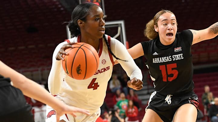 Saylor Poffenbarger, Erynn Barnum Lead Blowout Win