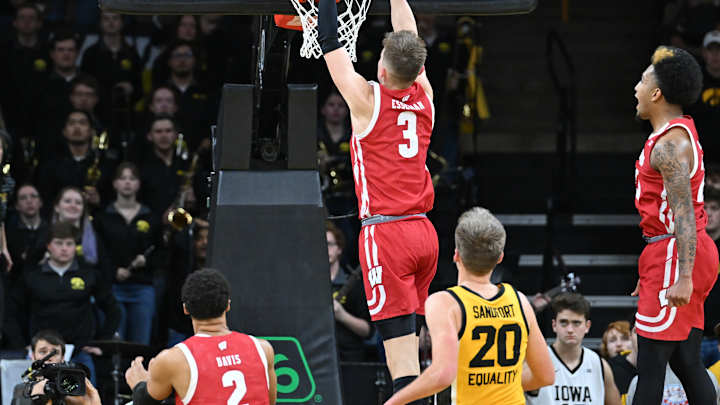 Wisconsin takes down Iowa 78-75: Game notes and top plays Wisconsin takes down Iowa 78-75: Game notes and top plays
