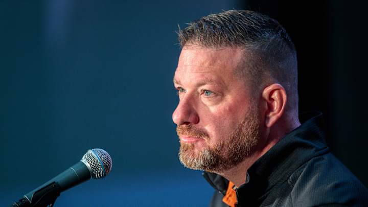REPORT: Texas Head Coach Chris Beard Arrested