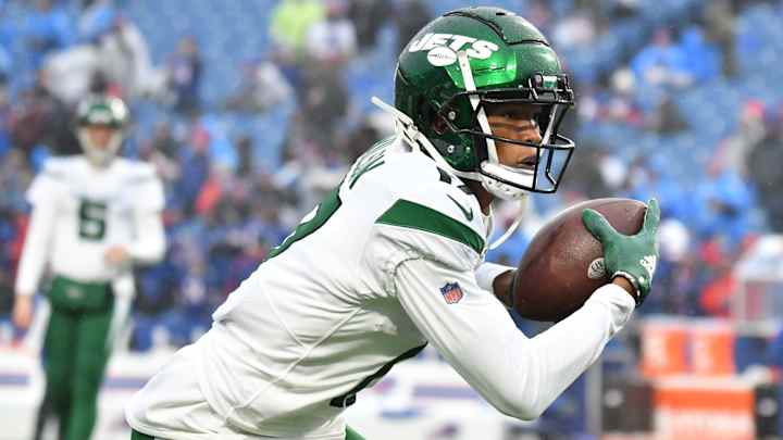 Jets Rookie Garrett Wilson Decries Lack of Calls by NFL Officials
