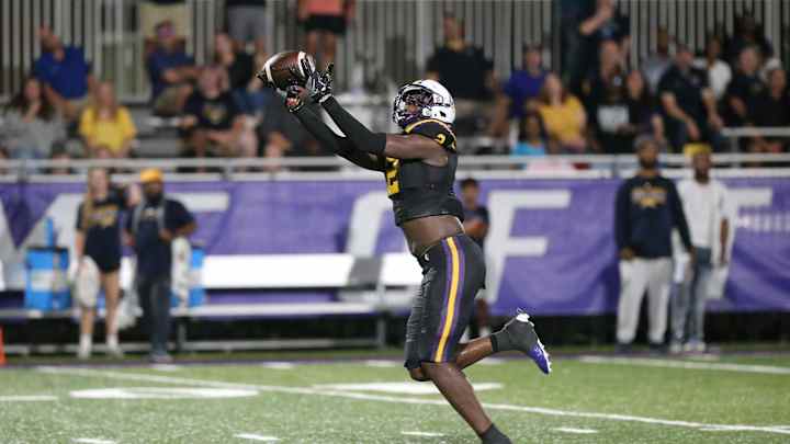 Michael Smith, A Wide Receiver In A TE's Body Michael Smith, A Wide Receiver In A TE's Body