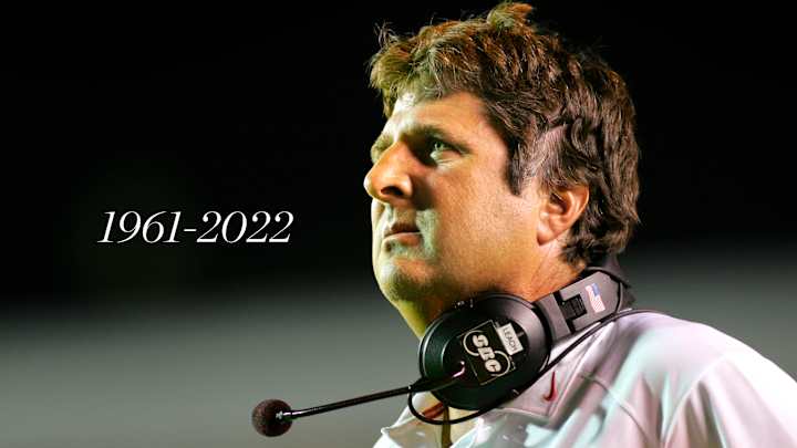 Mike Leach, One of College Football’s Most Innovative Minds, Dies at 61