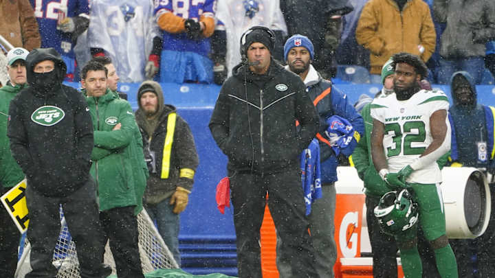 Jets Slip Out of Playoff Picture After Loss to Bills