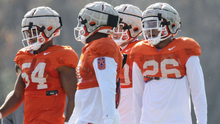 Trotter's Confident In Clemson's Plan to Slow Down Tennessee Offense Trotter's Confident In Clemson's Plan to Slow Down Tennessee Offense