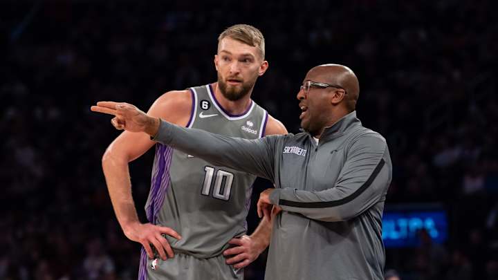 Kings’ Mike Brown Explains What Went Wrong vs. Joel Embiid, 76ers