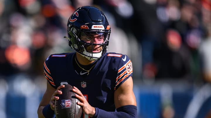 Jalen Hurts is a Template for Bears and Justin Fields