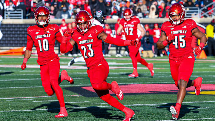 How to Watch Louisville Cardinals vs. Cincinnati Bearcats: Live Stream, TV Channel, Start Time