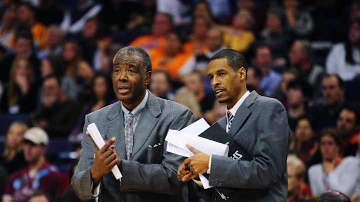 Rockets Coach Stephen Silas And Family Thanks Public For Support Following Paul Silas' Passing Rockets Coach Stephen Silas And Family Thanks Public For Support Following Paul Silas' Passing