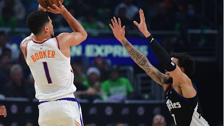 Suns Halt Losing Streak in Blowout Over Clippers Suns Halt Losing Streak in Blowout Over Clippers