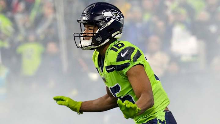 'He is a Dog!': Brandon Marshall Praises 'Underrated' Seahawks WR Tyler Lockett
