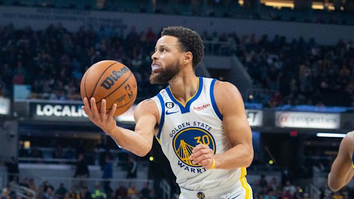 New Details on Steph Curry's Shoulder Injury Revealed New Details on Steph Curry's Shoulder Injury Revealed
