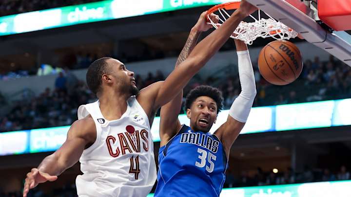 Mavs vs. Cavs Preview: Dallas Looks to Avenge Wednesday's Loss to Cleveland