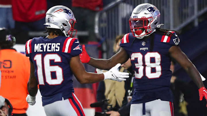 Patriots-Raiders Injury Report: Rhamondre Stevenson, Jakobi Meyers Status?