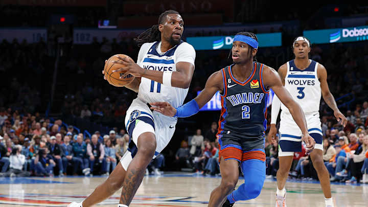 Gilgeous-Alexander’s 35 Points Leads Thunder in Loss to Timberwolves Gilgeous-Alexander’s 35 Points Leads Thunder in Loss to Timberwolves