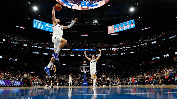 Wizards Taking On The Clippers In LA