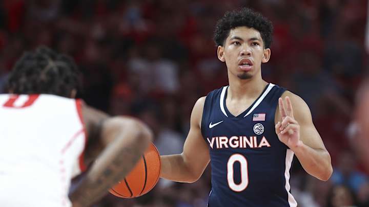 Houston Defeats Virginia 69-61 | Live Updates Houston Defeats Virginia 69-61 | Live Updates