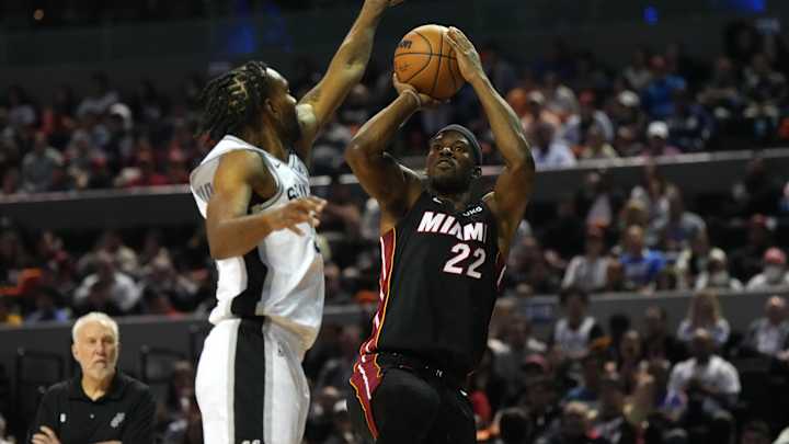 Heat Out-Duel Spurs in NBA's Mexico City Return