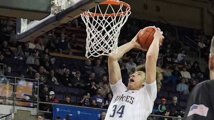 Huskies Finish Off Idaho State, Turn to Tougher Competition Huskies Finish Off Idaho State, Turn to Tougher Competition